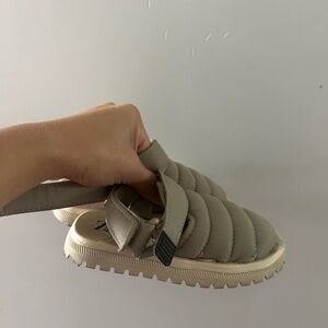 Beige Quilted Sandals